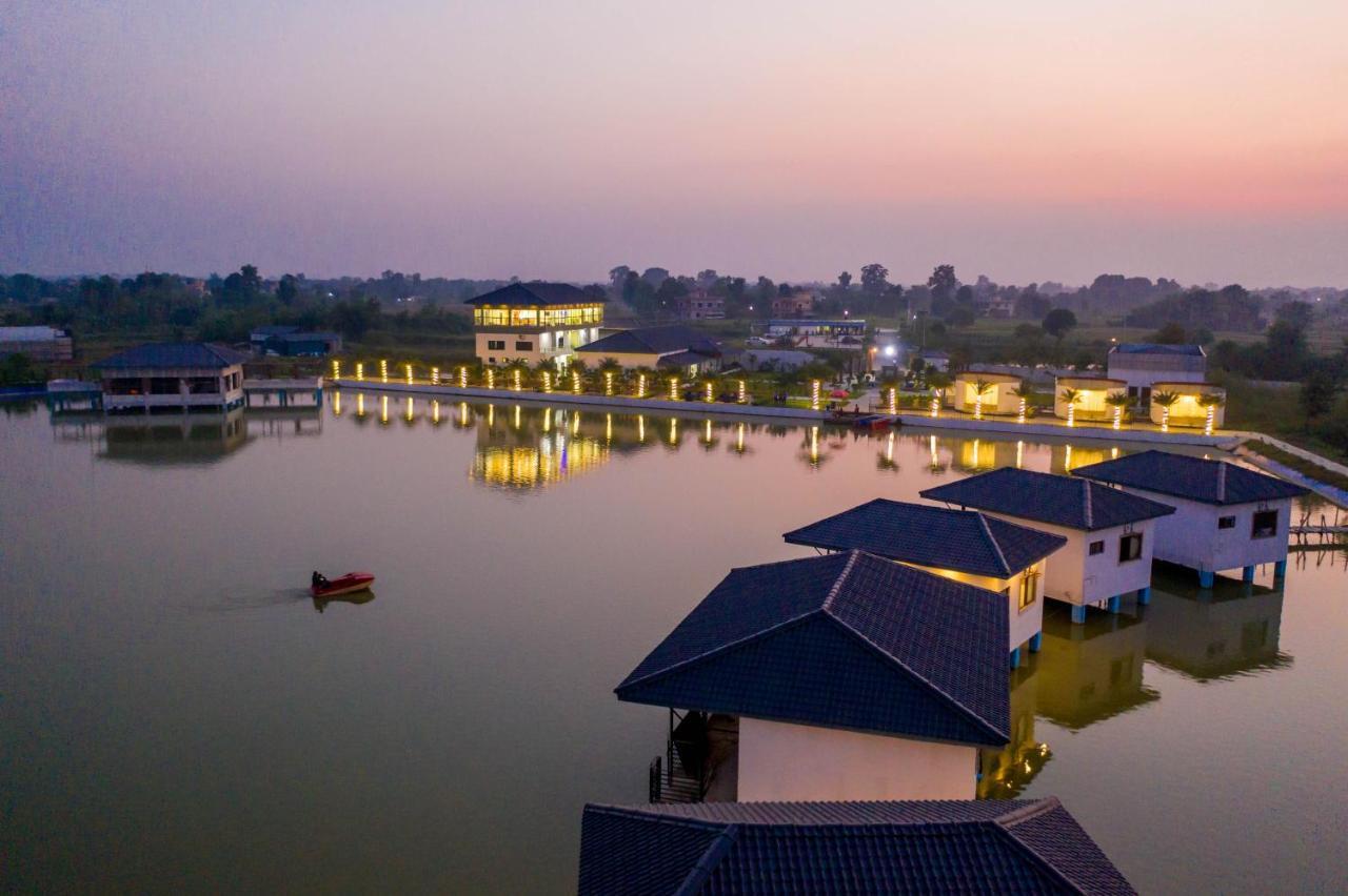 Lumbini Palace Resort Exterior foto